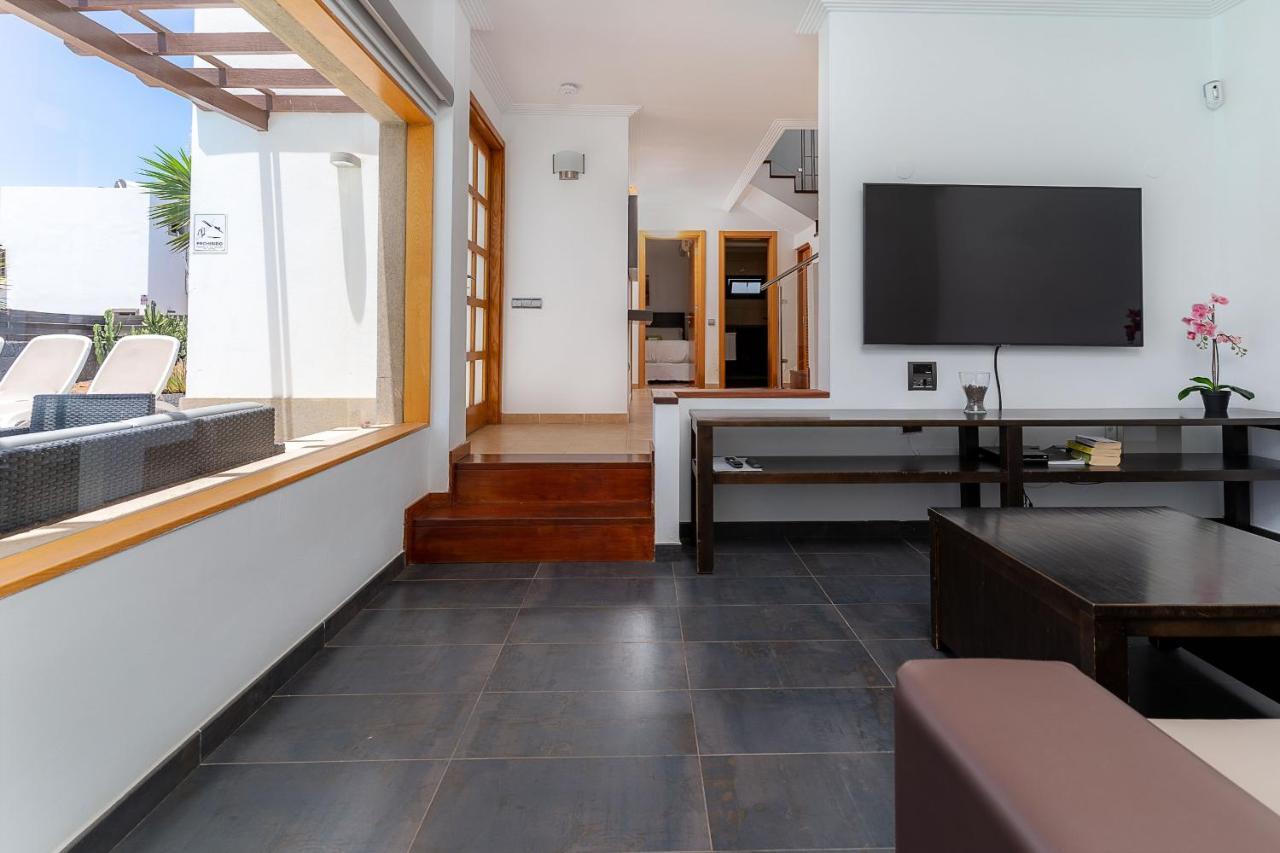 Villas Camelot By Escape Home Playa Blanca  Buitenkant foto